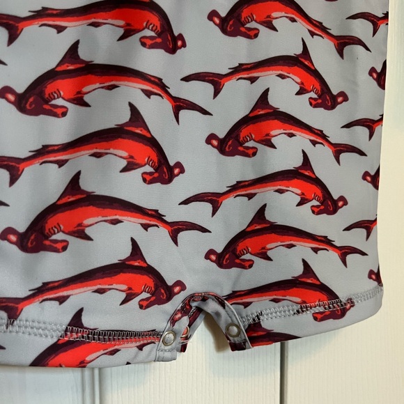 Kate Quinn Rash guard - Picture 4 of 5